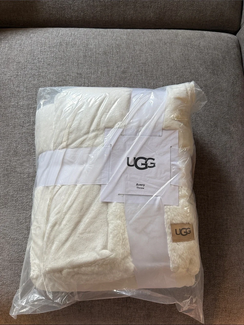 UGG Avery Plush Sherpa Throw Blanket - Ivory Cream
